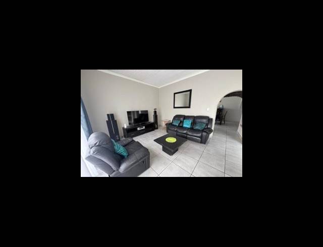 4 BEDROOM FREEHOLD FOR SALE IN SUNAIR PARK